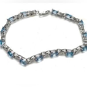 Elegant NATURAL TOPAZ & DIAMOND SILVER BRACELET